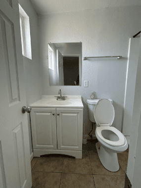 417 N 32nd Place - Photo 3
